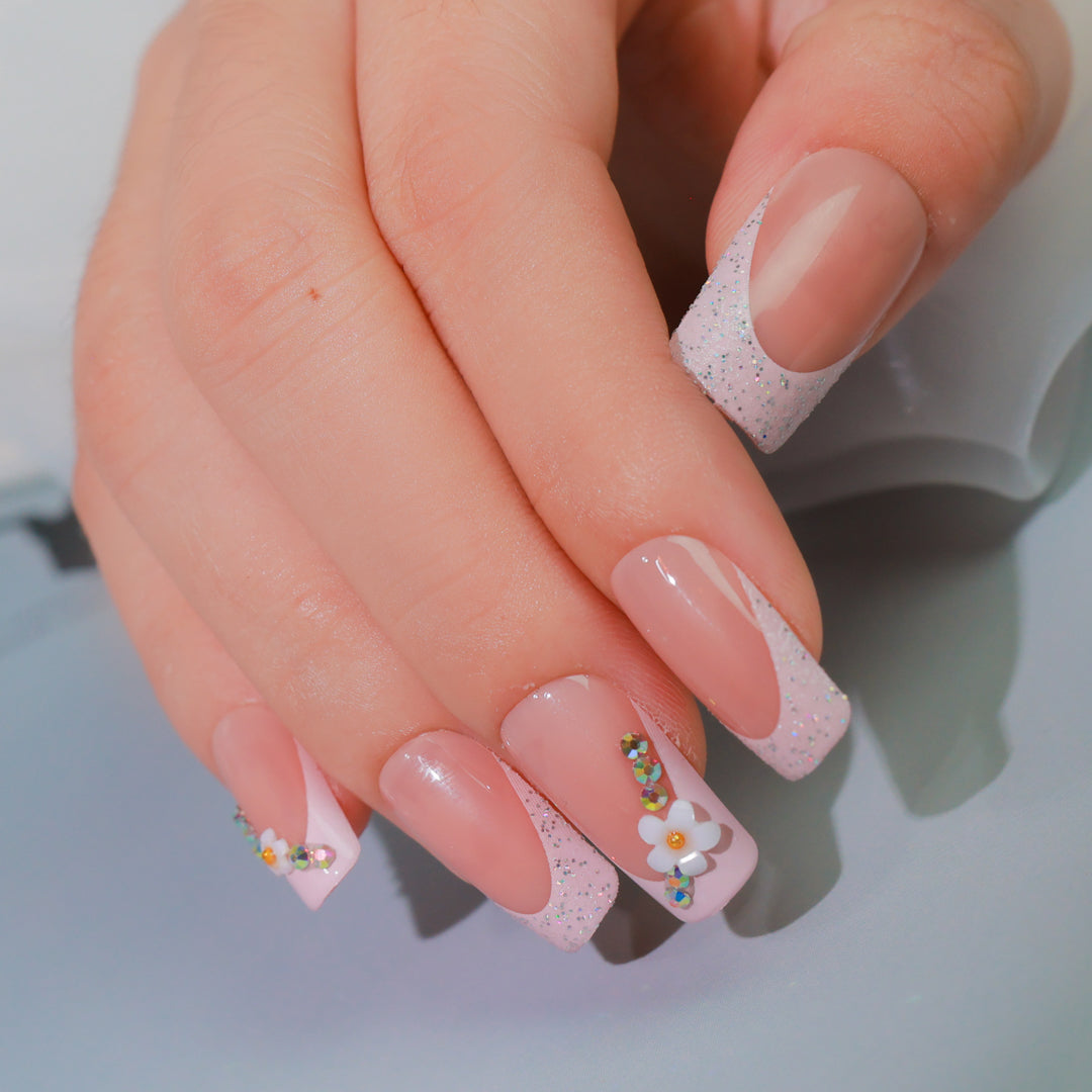 FLORAL PEARL SQUARE SHAPE PRESS ON NAILS