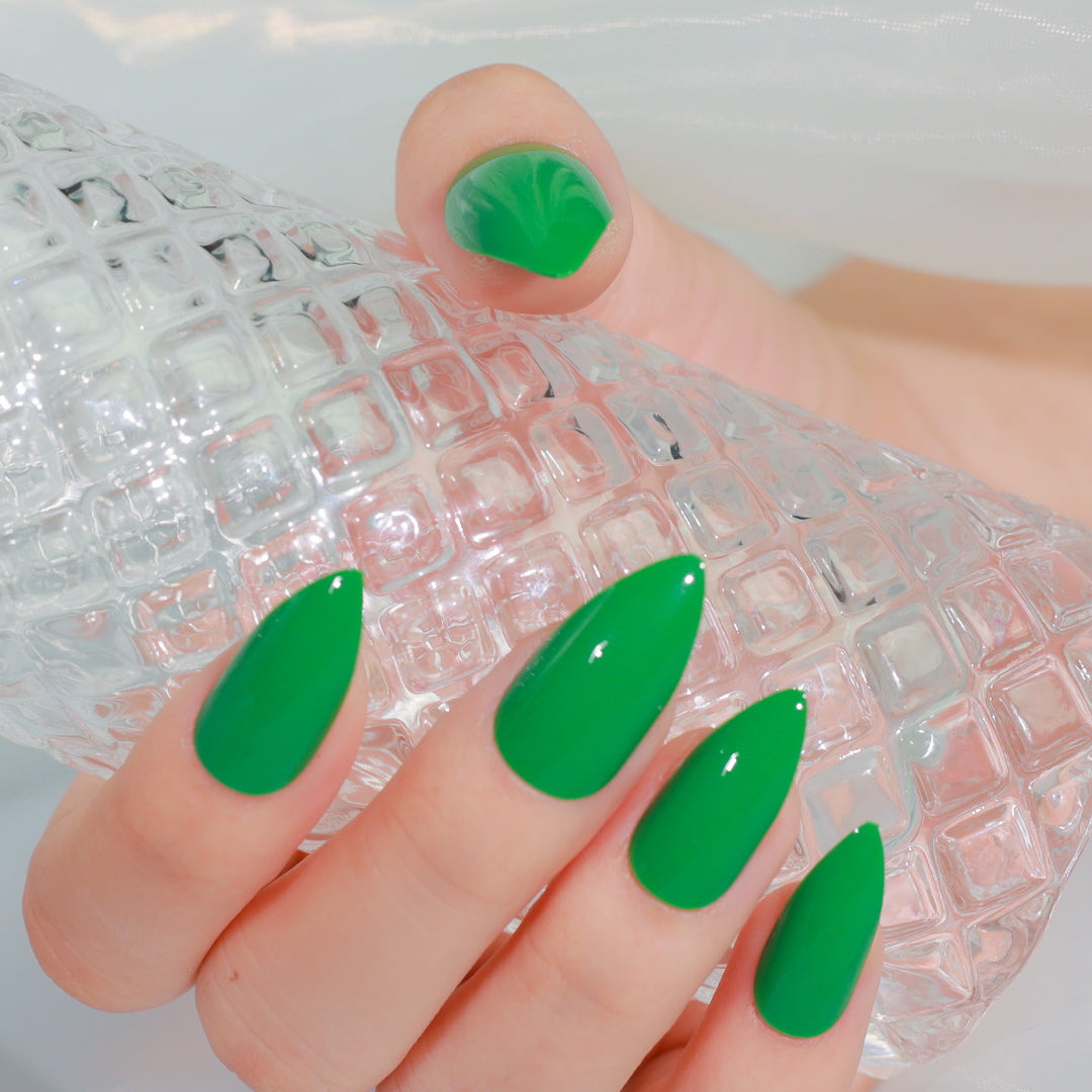 GREEN ENVY ALMOND SHAPE PRESS ON NAILS