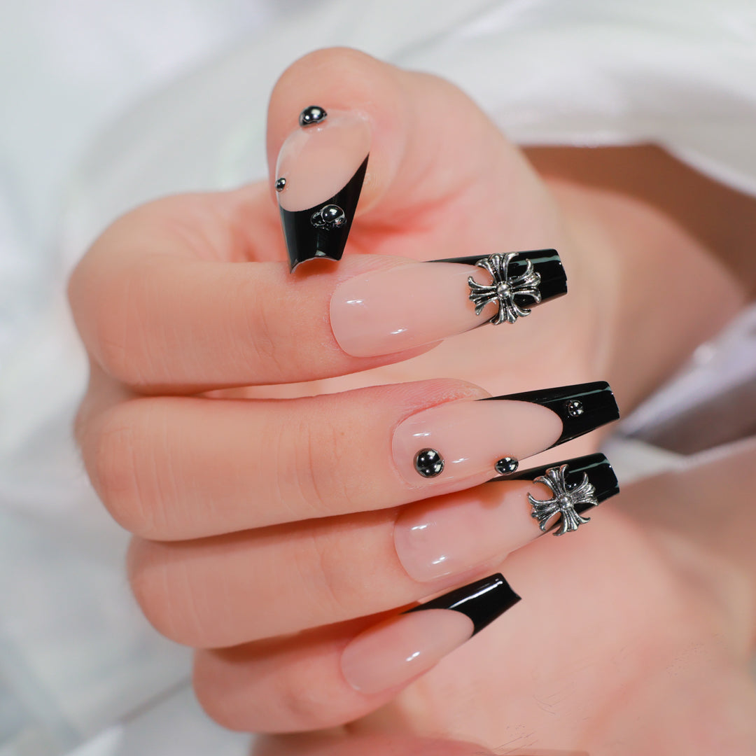 MONOCHROME COFFIN SHAPE PRESS ON NAILS