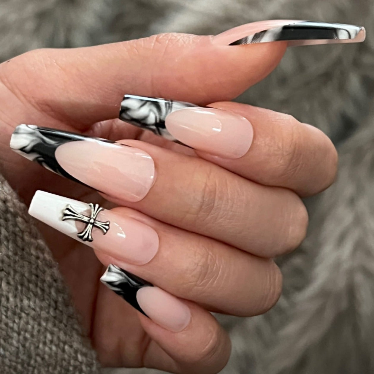 TRENDY TWO-TONE COFFIN SHAPE PRESS ON NAILS